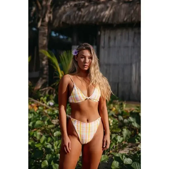 NWOT Skatie• ‘Sarah’ Bikini Top in SUVA - Picture 4 of 14